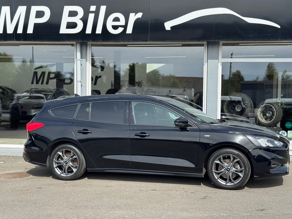 Ford Focus 1,0 EcoBoost ST-Line stc. 5d