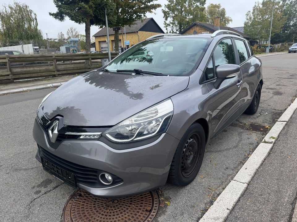 Renault Clio IV 0,9 TCe 90 Expression Sport Tourer 5d
