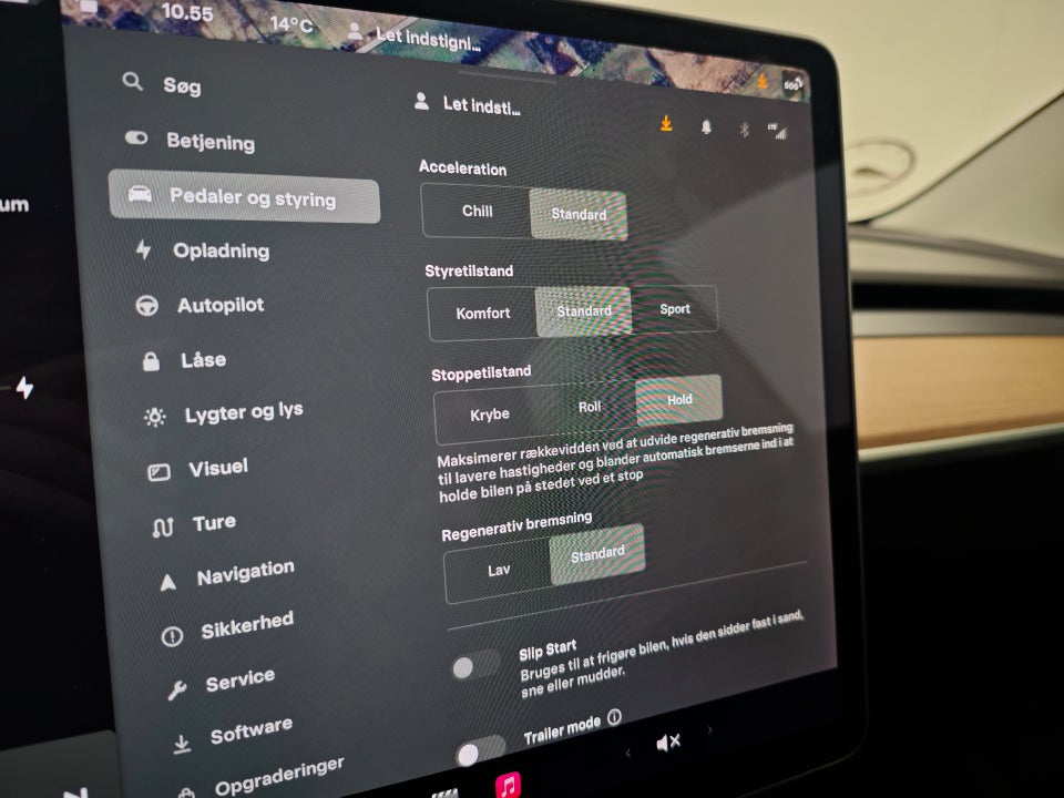Tesla Model 3 Long Range AWD 4d