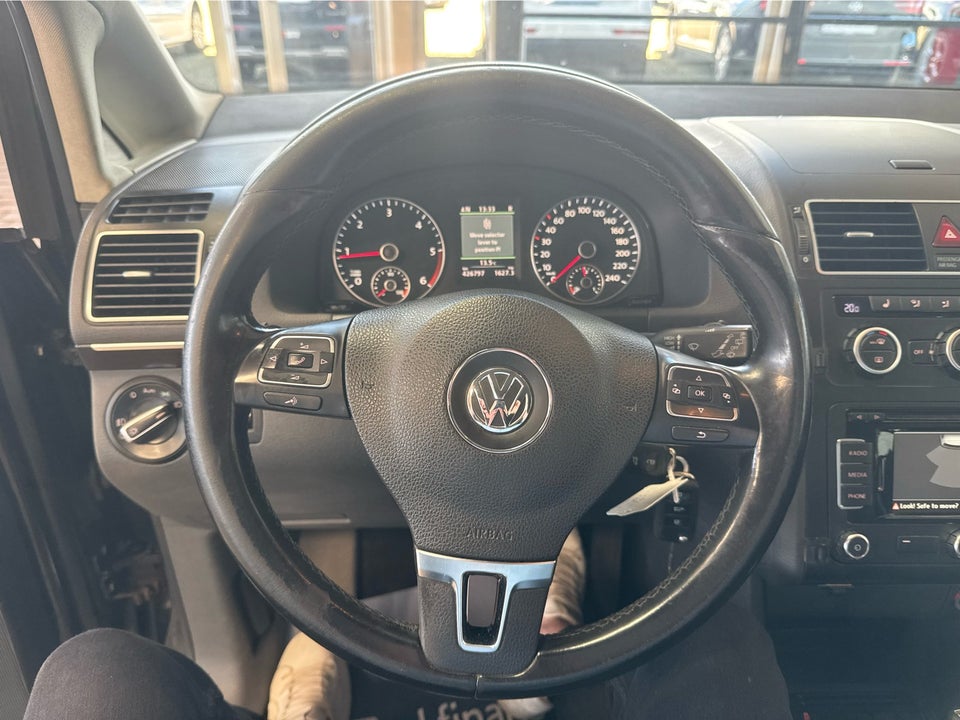 VW Touran 2,0 TDi 177 Highline DSG 7prs 5d