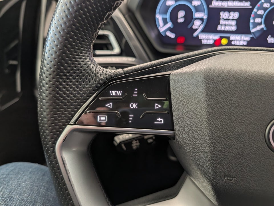 Audi Q4 e-tron 40 edition one 5d