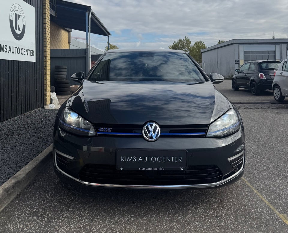 VW Golf VII 1,4 GTE DSG 5d