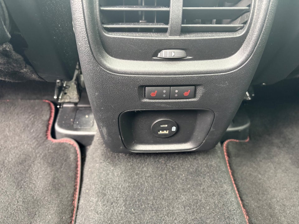 Ford Kuga 2,5 HEV ST-Line X CVT 5d