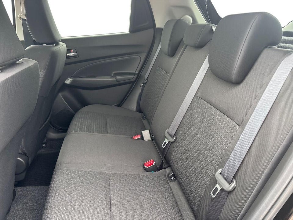 Suzuki Swift 1,2 mHybrid Exclusive CVT 5d