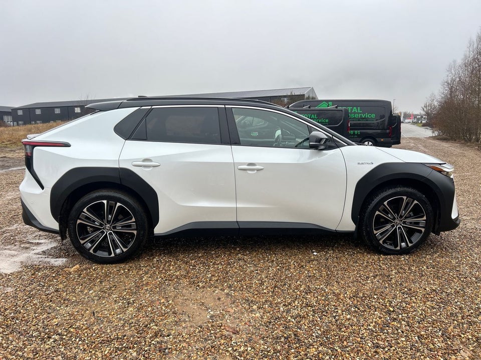 Toyota bZ4X Executive Premium 5d