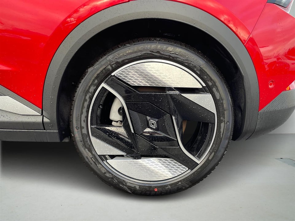 Renault Scenic E-Tech 87 Iconic 5d