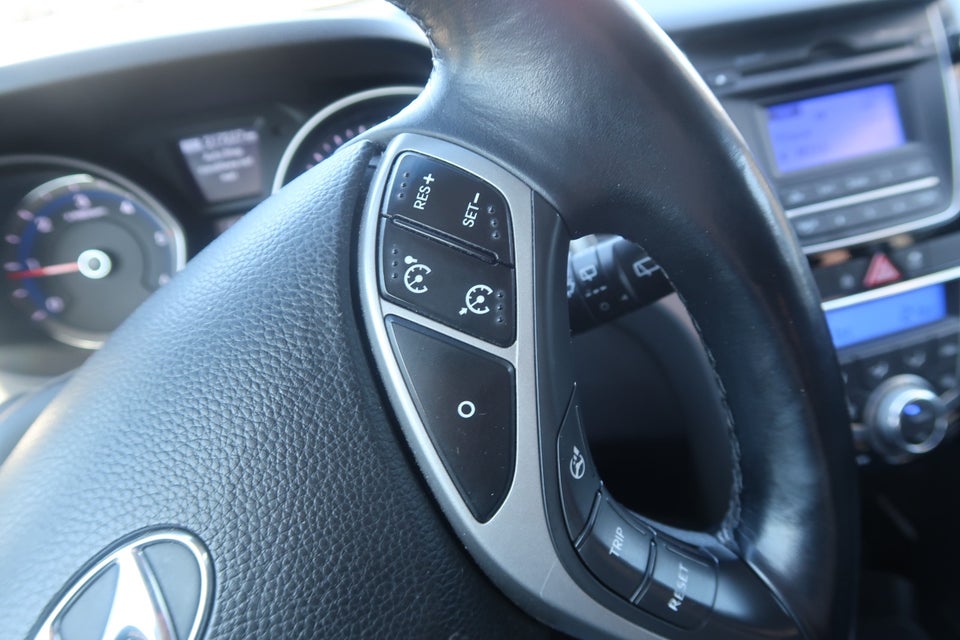 Hyundai i30 1,6 CRDi 110 Premium CW 5d