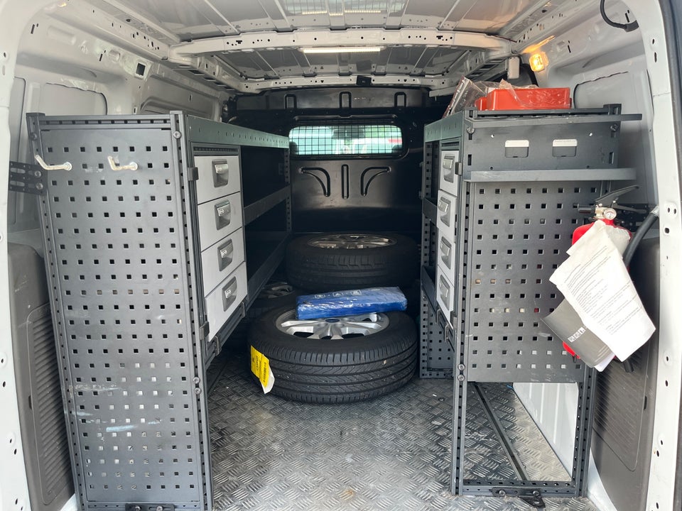 Ford Transit Connect 1,5 EcoBlue Trend lang