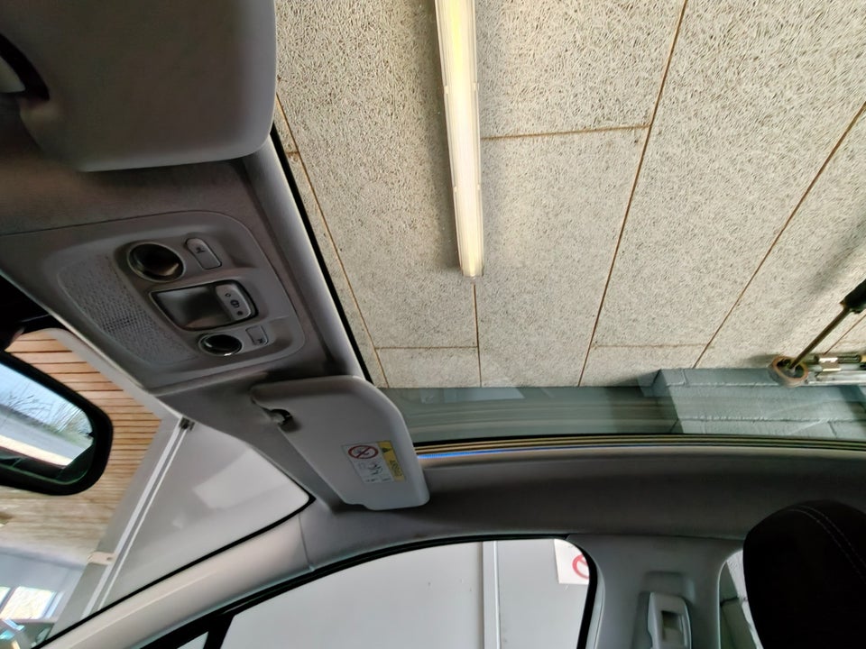 Peugeot 208 1,2 VTi 82 Allure 5d