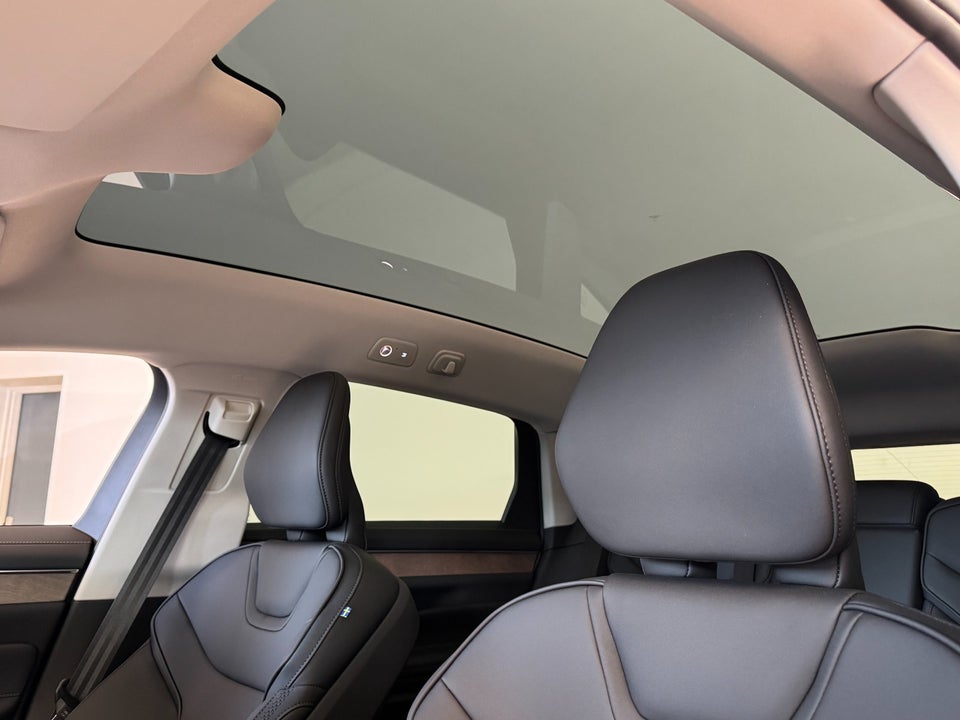 Volvo ES90 Extended Range Plus 4d