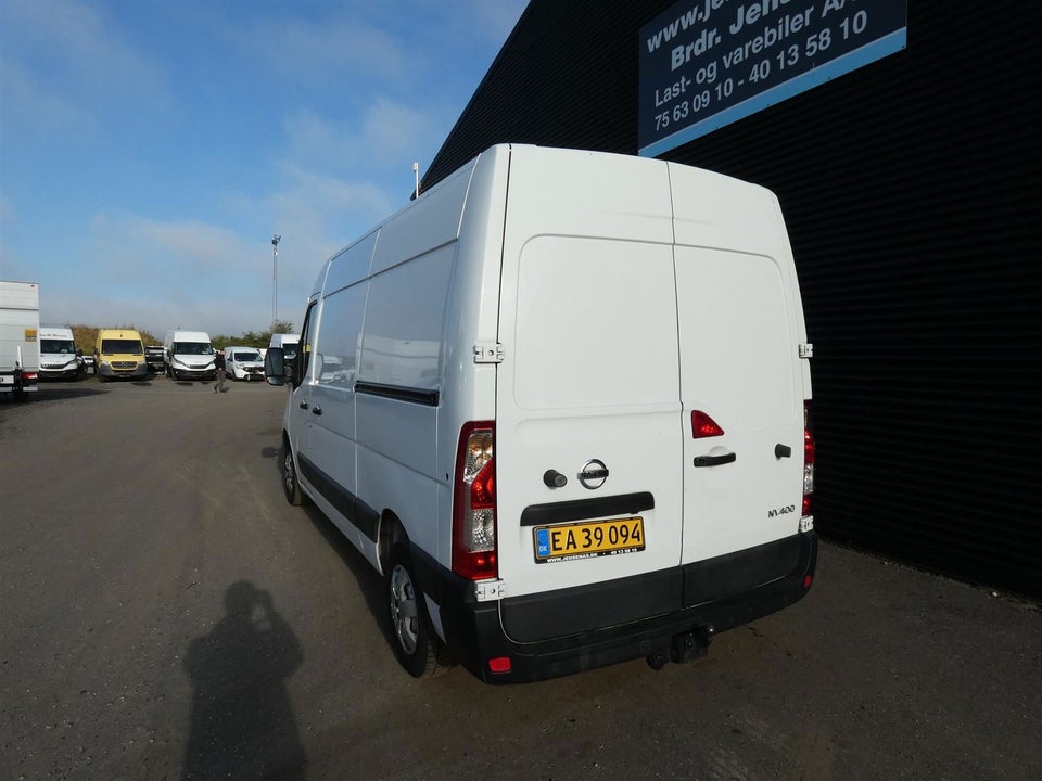 Nissan NV400 2,3 dCi 145 L2H2 Working Star