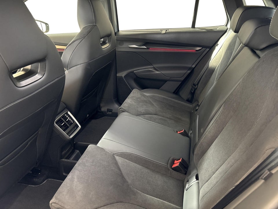 Skoda Elroq 85 iV Sportline 5d