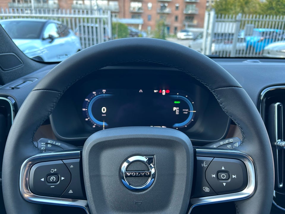 Volvo XC40 ReCharge Plus 5d