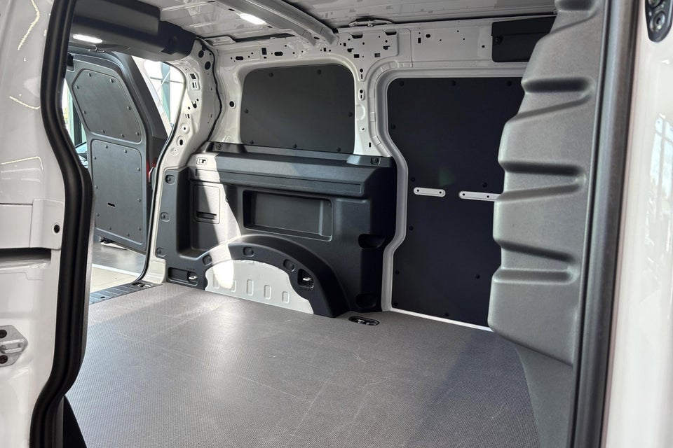 VW ID. Buzz 79 Cargo Comfort+
