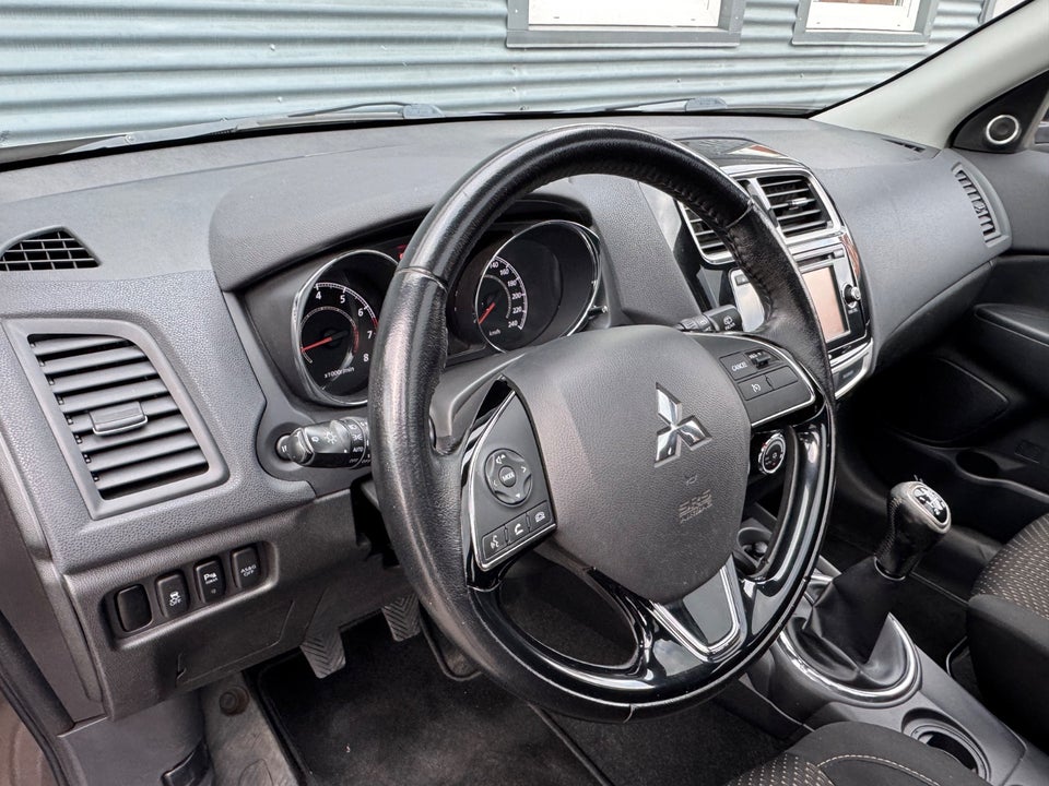 Mitsubishi ASX 1,6 Intense 5d