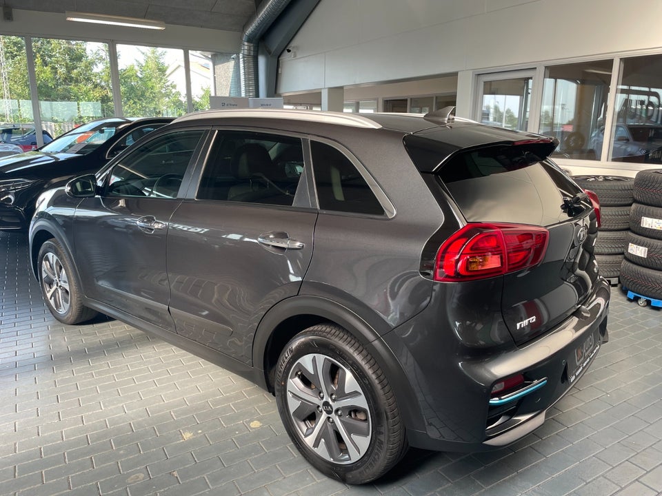 Kia e-Niro 64 Advance+ Tech 5d