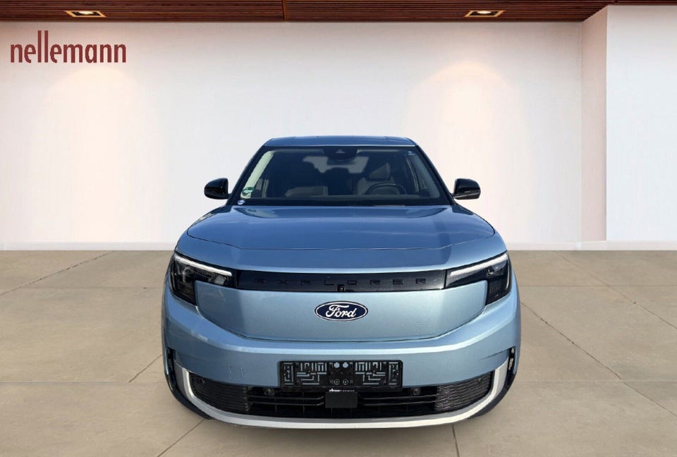 Ford Explorer 77 Select Extended Range 5d