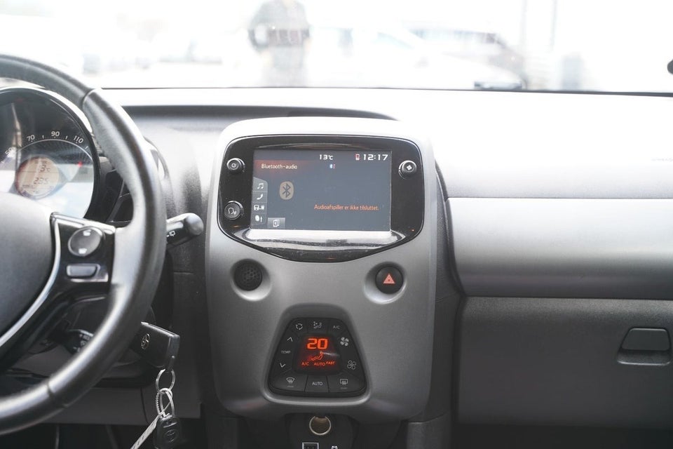 Toyota Aygo 1,0 VVT-i x-pose 5d