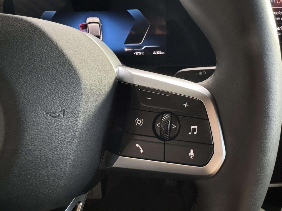BMW iX2 eDrive20 M-Sport 5d
