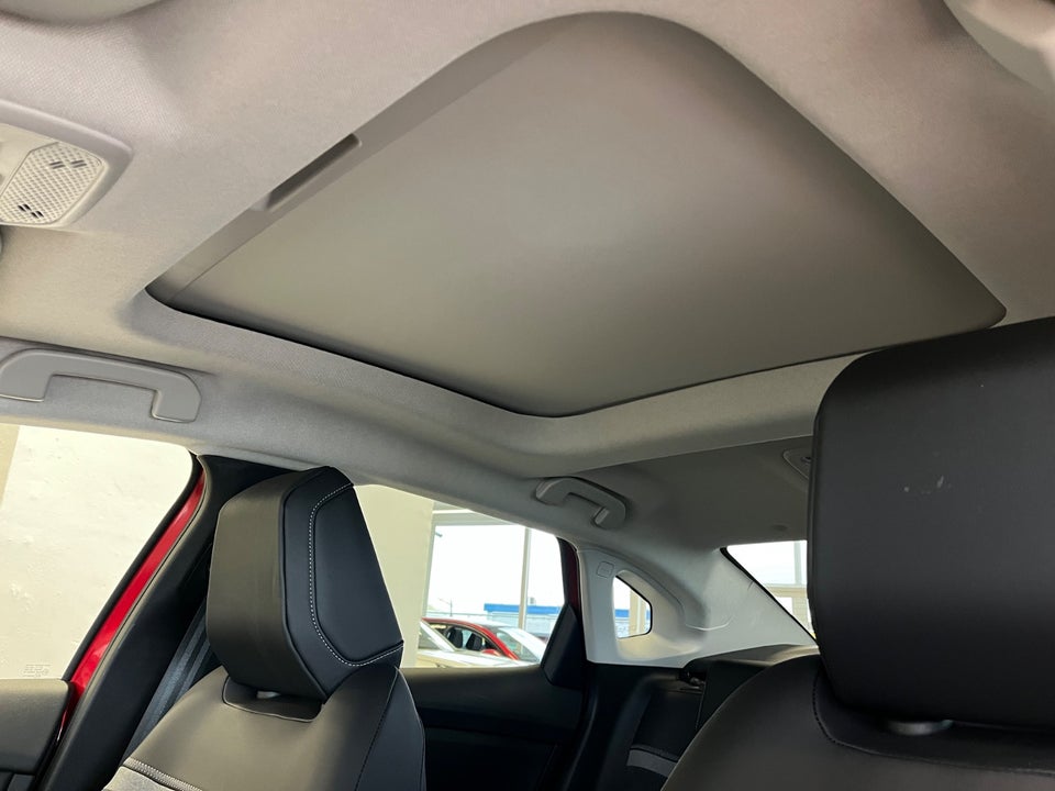 Citroën ë-C4 X 50 Shine Pack 4d