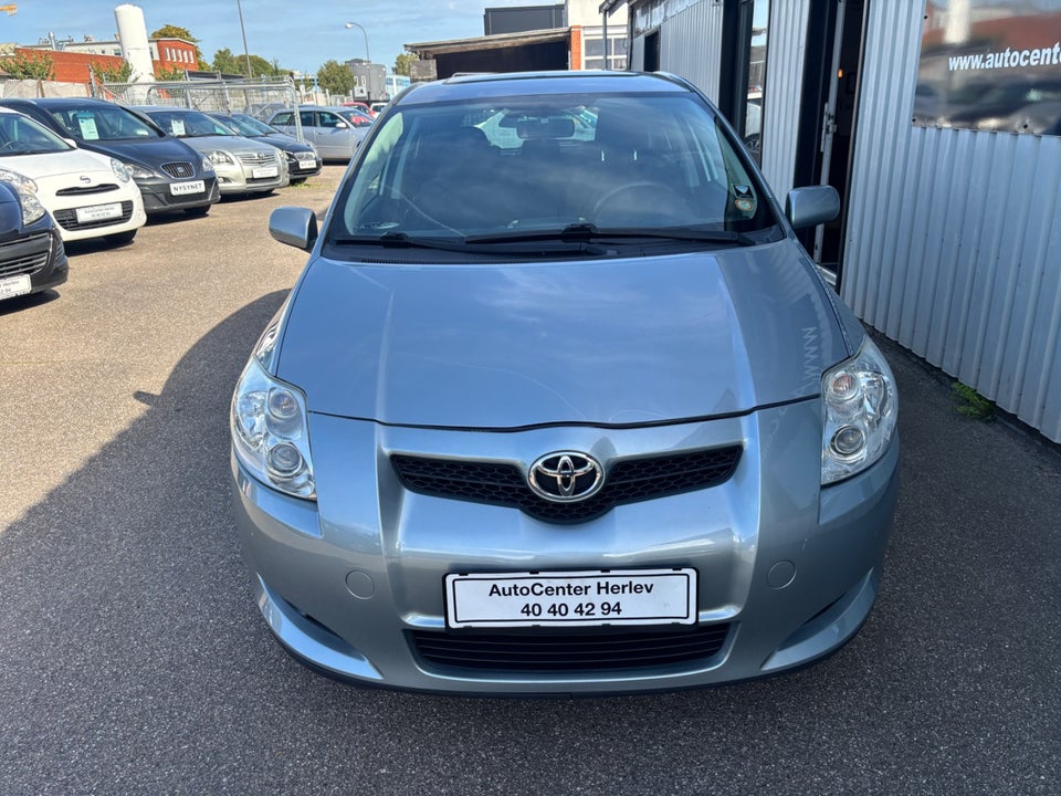 Toyota Auris 1,6 Luna+ 5d