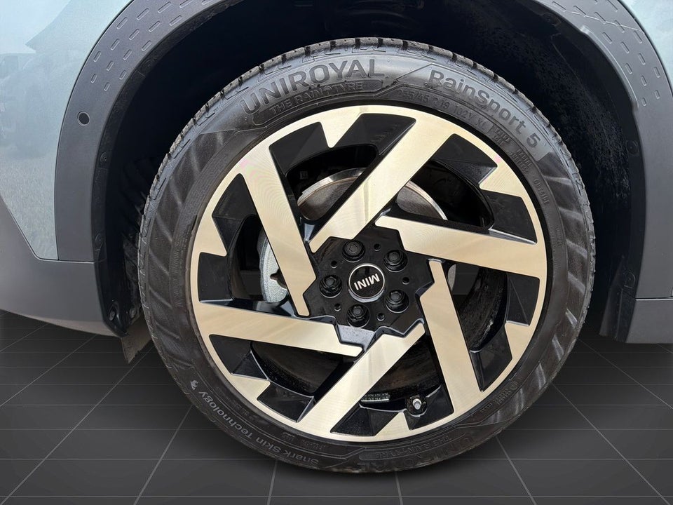 MINI Countryman E Favoured Trim M 5d