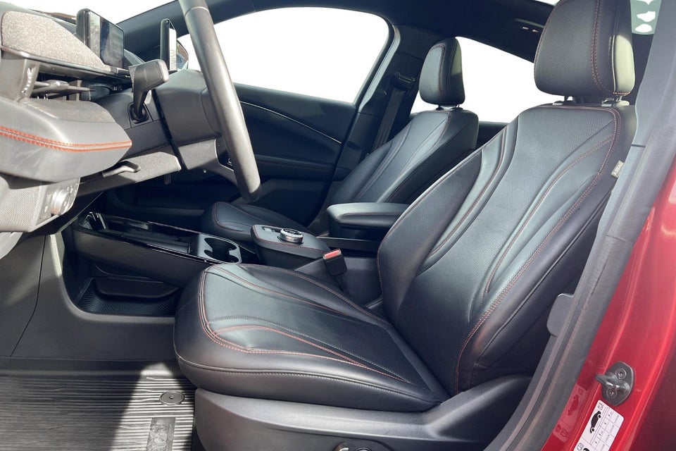 Ford Mustang Mach-E 75 Standard Range AWD 5d