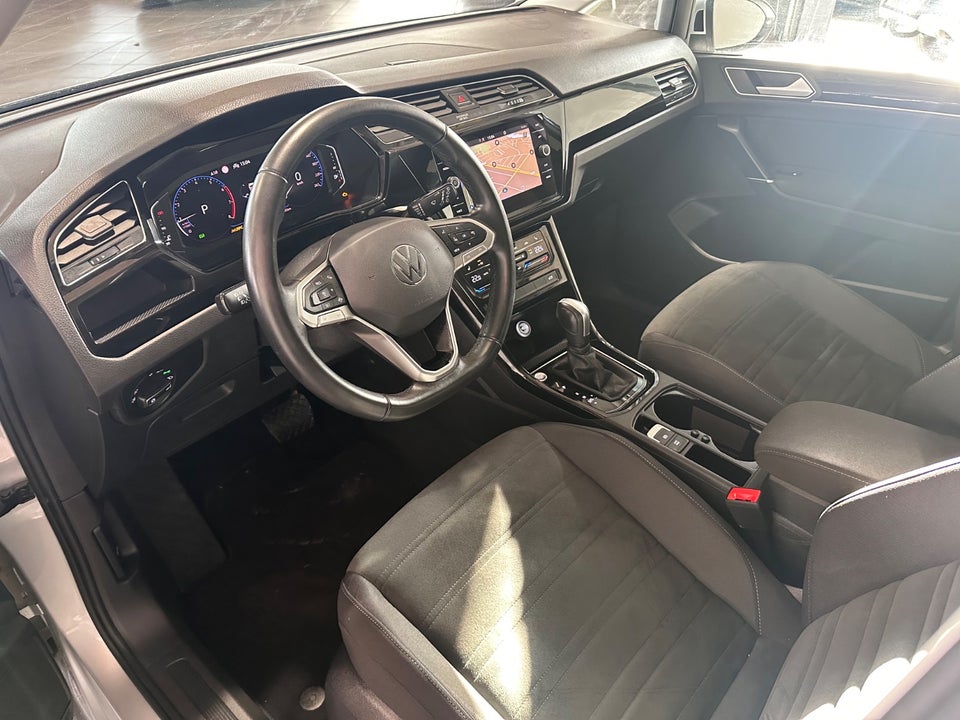 VW Touran 1,5 TSi 150 Highline DSG Van 5d