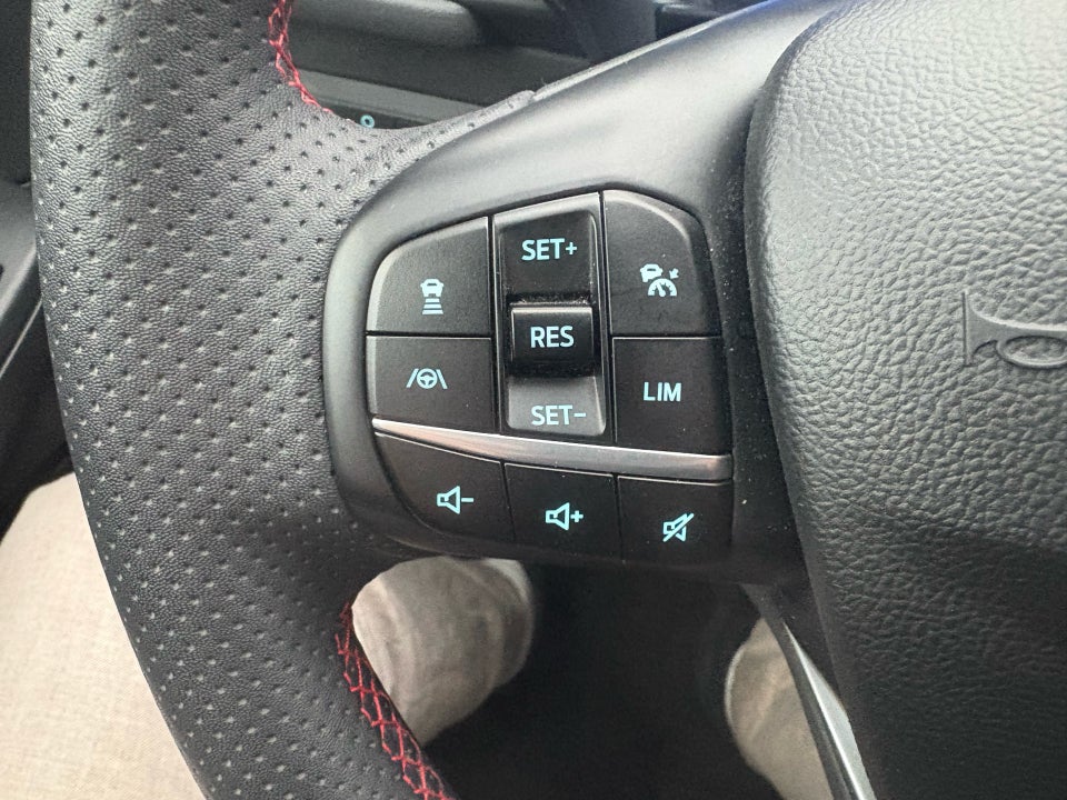 Ford Kuga 2,5 PHEV ST-Line X CVT 5d