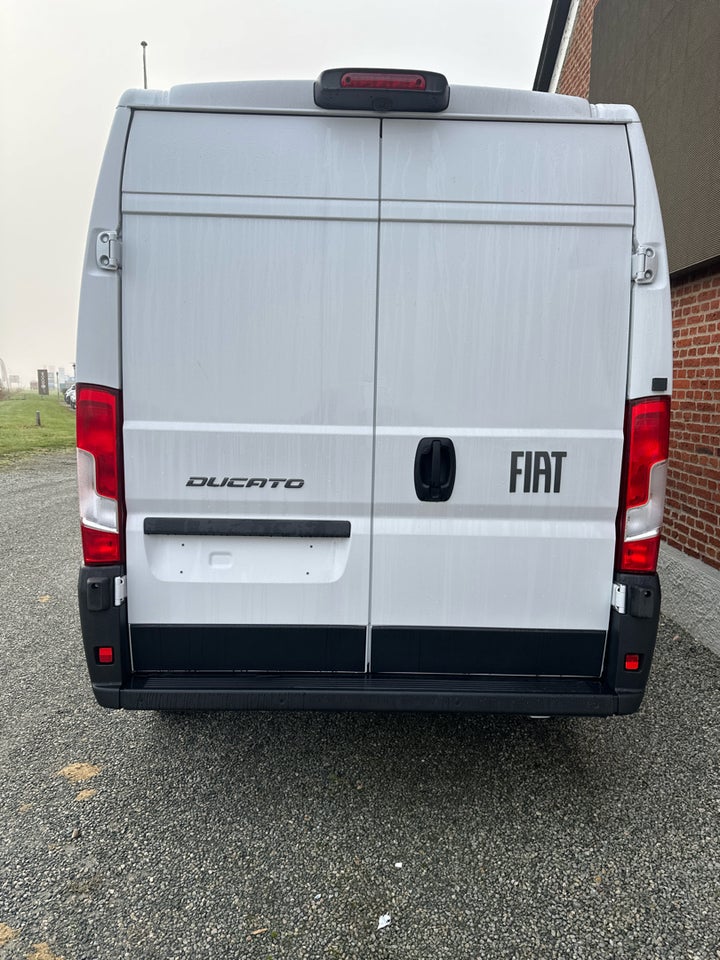 Fiat Ducato 35 Maxi 2,2 MJT 180 Kassevogn L2H2 Pro aut.