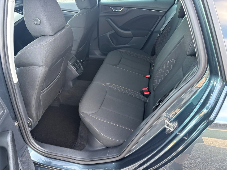 Skoda Scala 1,0 TSi 115 Ambition 5d