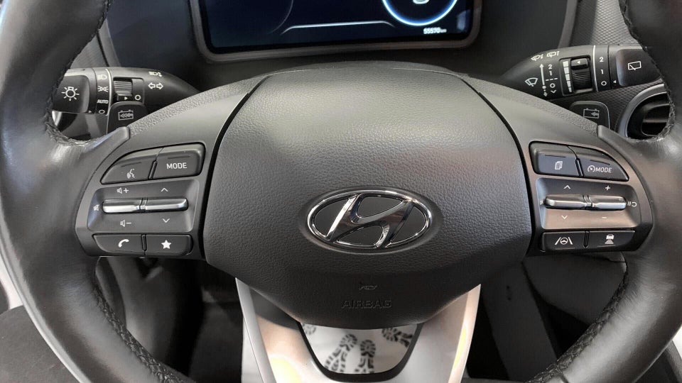 Hyundai Kona 39 EV Select 5d