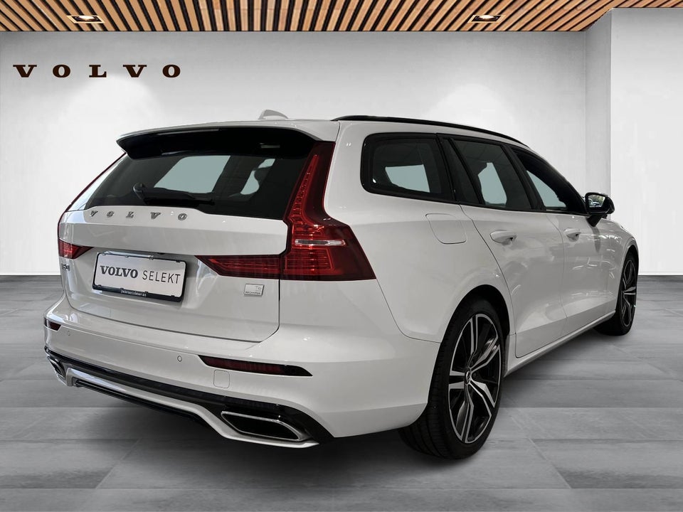 Volvo V60 2,0 T6 ReCharge R-Design aut. AWD 5d