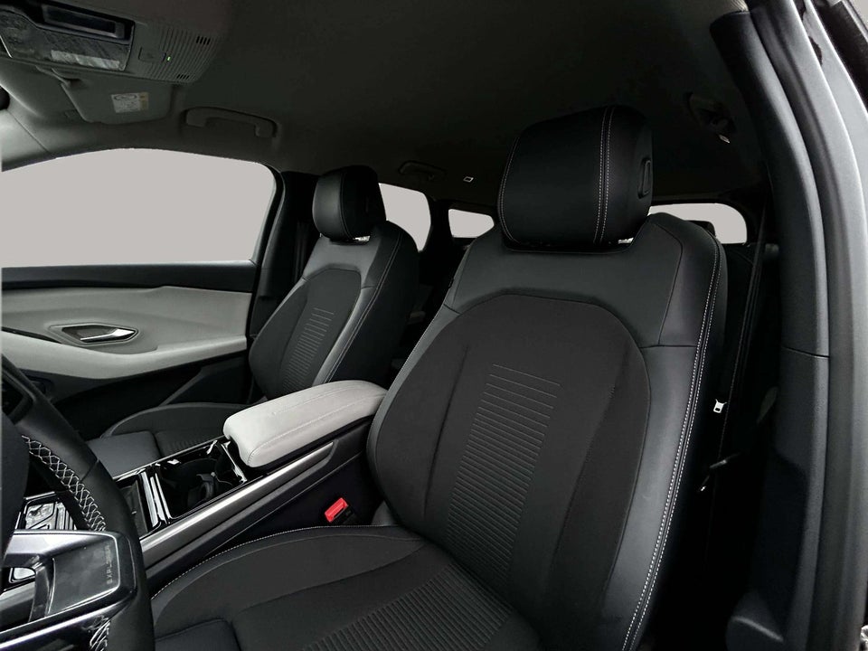 Ford Explorer 82 Select Extended Range 5d