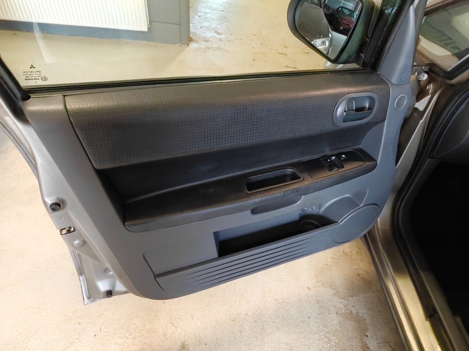Mitsubishi Colt 1,5 Cash Coolpack 5d