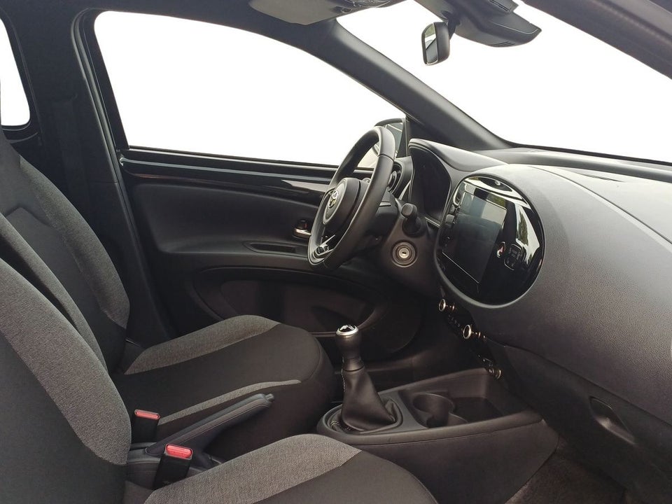 Toyota Aygo X 1,0 Active 5d