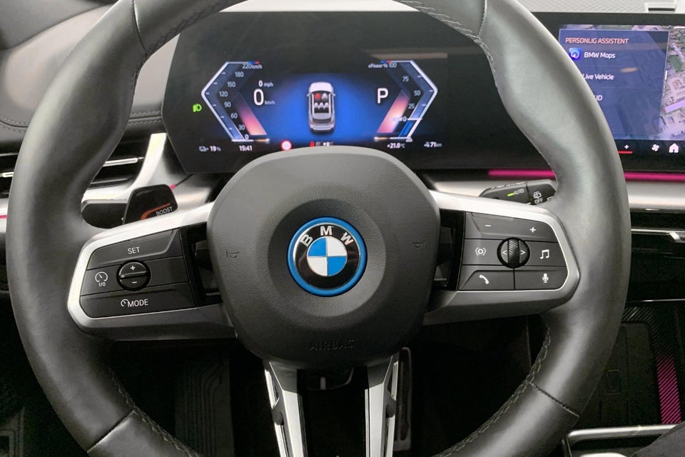 BMW iX1 eDrive20 M-Sport Pro 5d