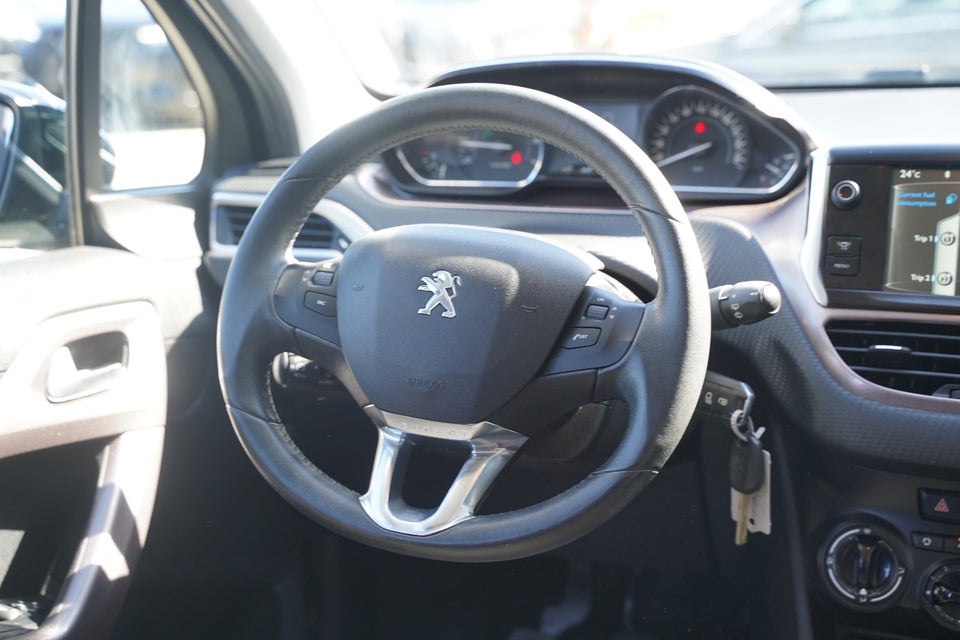 Peugeot 2008 1,2 VTi 82 Allure 5d