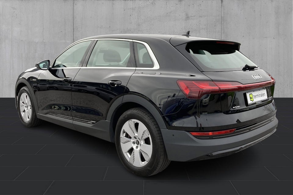 Audi e-tron 50 quattro 5d