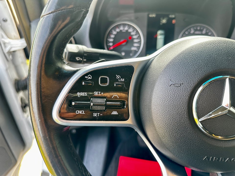 Mercedes Sprinter 317 2,0 CDi A2 Kassevogn aut. RWD