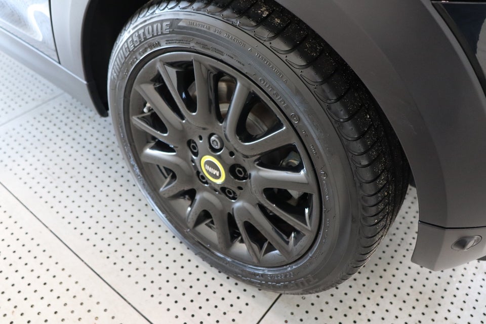 MINI Cooper SE Classic Trim 3d