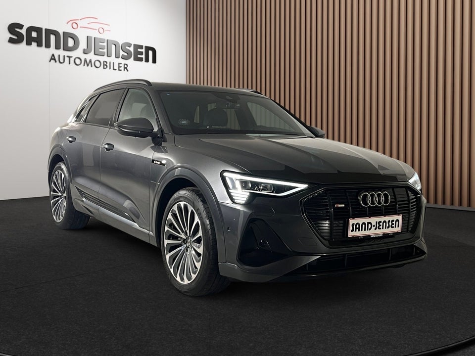 Audi e-tron 55 S-line quattro 5d
