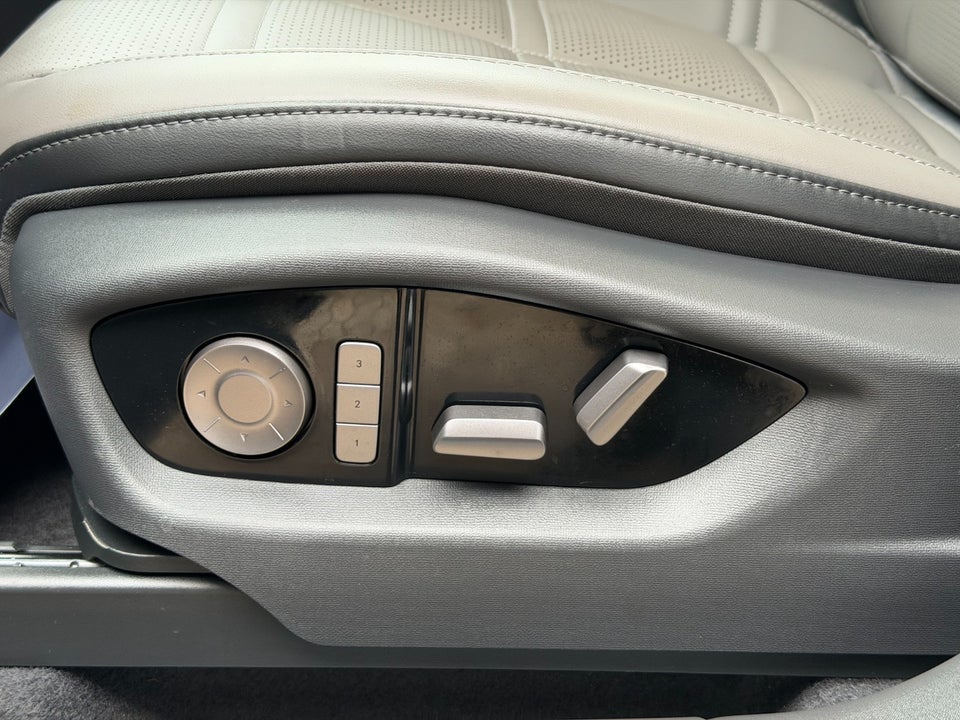 Hongqi EHS7 85 Premium 5d