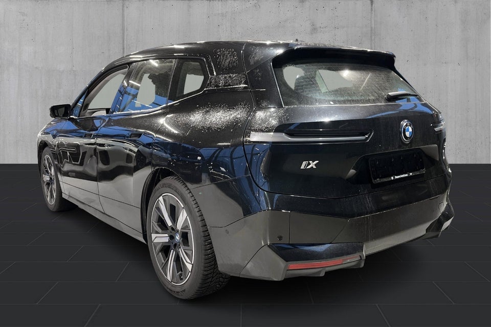 BMW iX xDrive40 Sport 5d