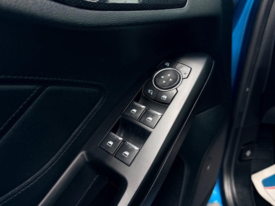 Ford Focus 1,0 EcoBoost ST-Line 5d