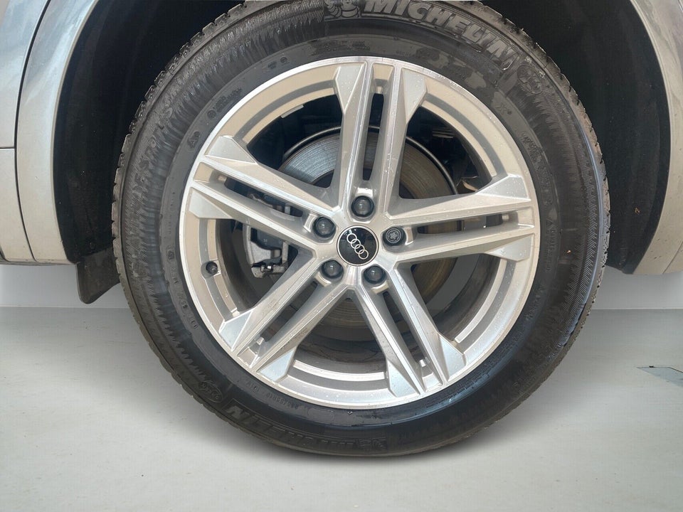 Audi Q5 50 TFSi e S-line Midnight Edition quattro S-tr. 5d