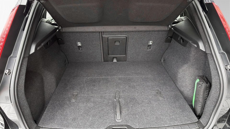 Volvo XC40 P6 ReCharge Plus 5d