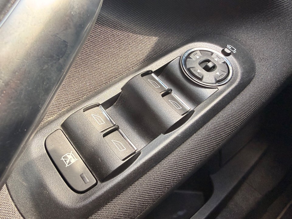 Ford Mondeo 2,0 Titanium stc. 5d