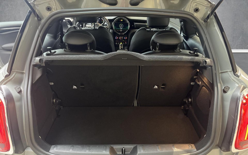 MINI Cooper SE Trim L 3d