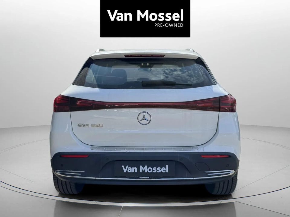 Mercedes EQA250+ Progressive 5d